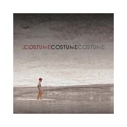 COSTUME