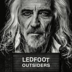 OUTSIDERS