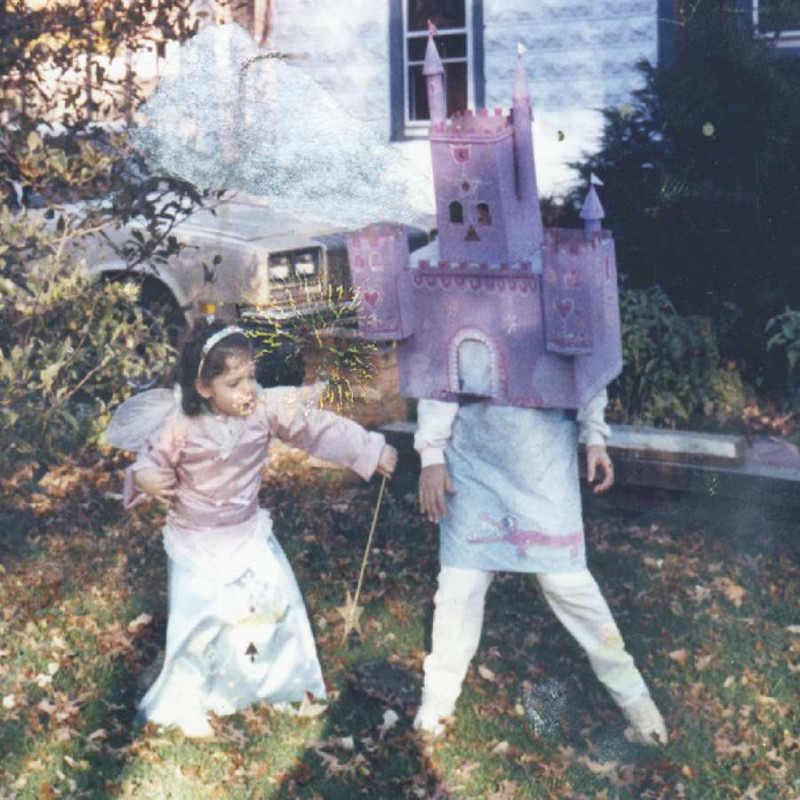 FANG ISLAND (DAISY PINKSPLATTER)