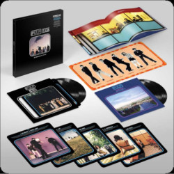 DIFFERENT CLASS(S. DELUXE)